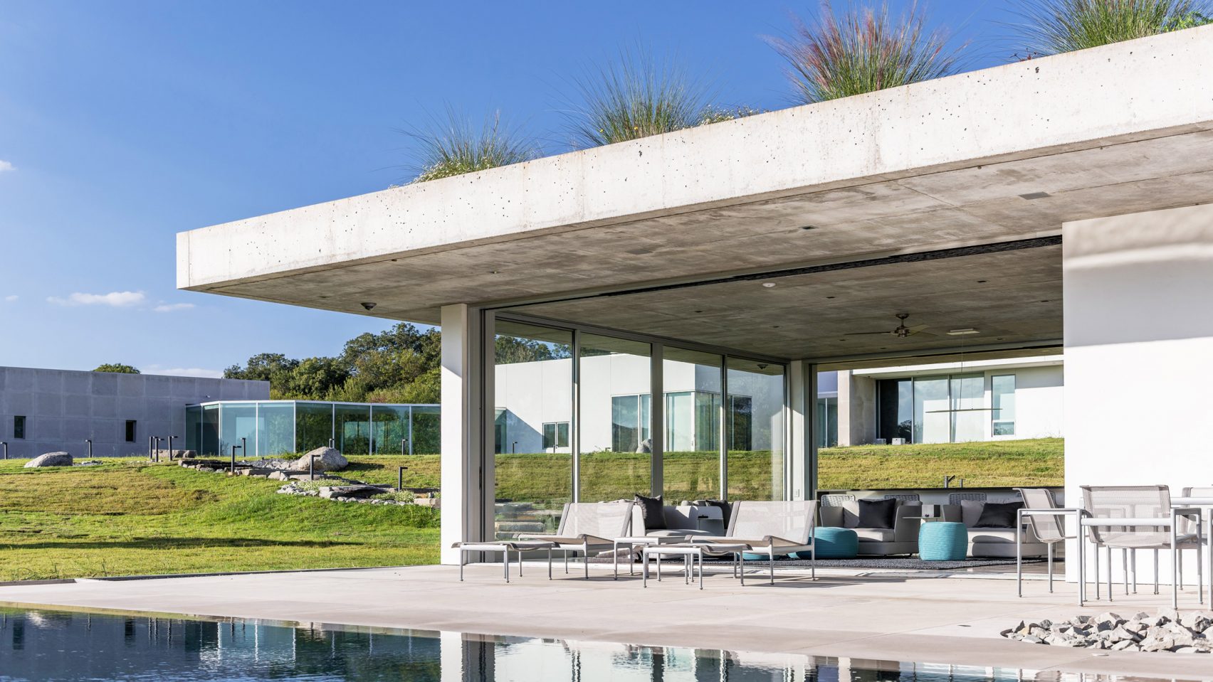 idesign phu xanh mai nha o texas bang cay ban dia 3