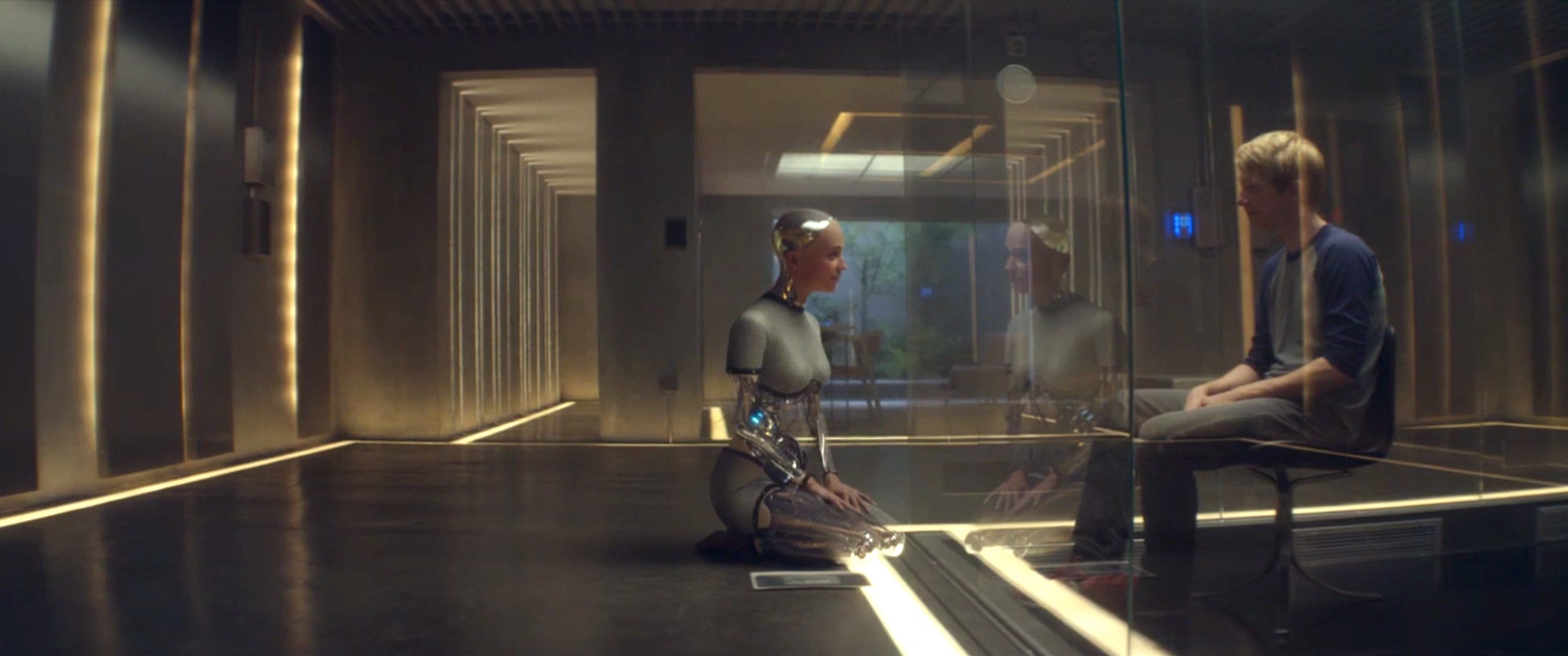 ex machina thumb