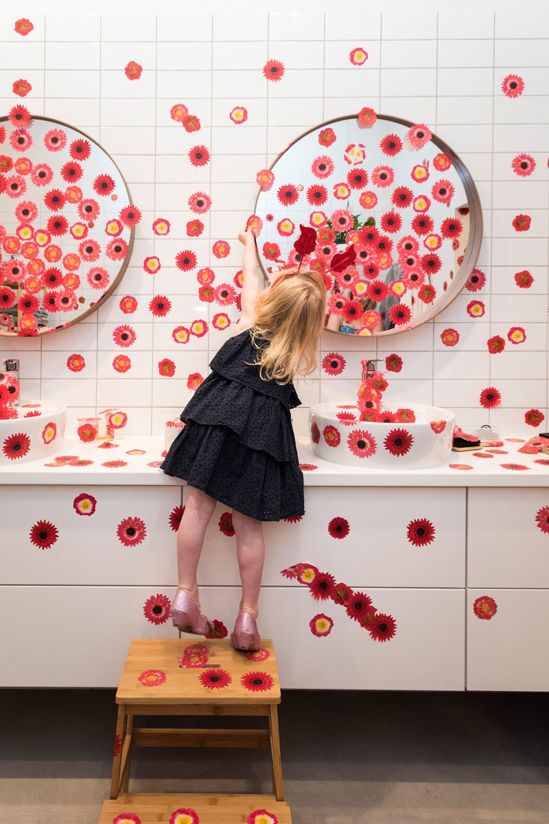 idesign yayoikusamavaflowerobsession 02