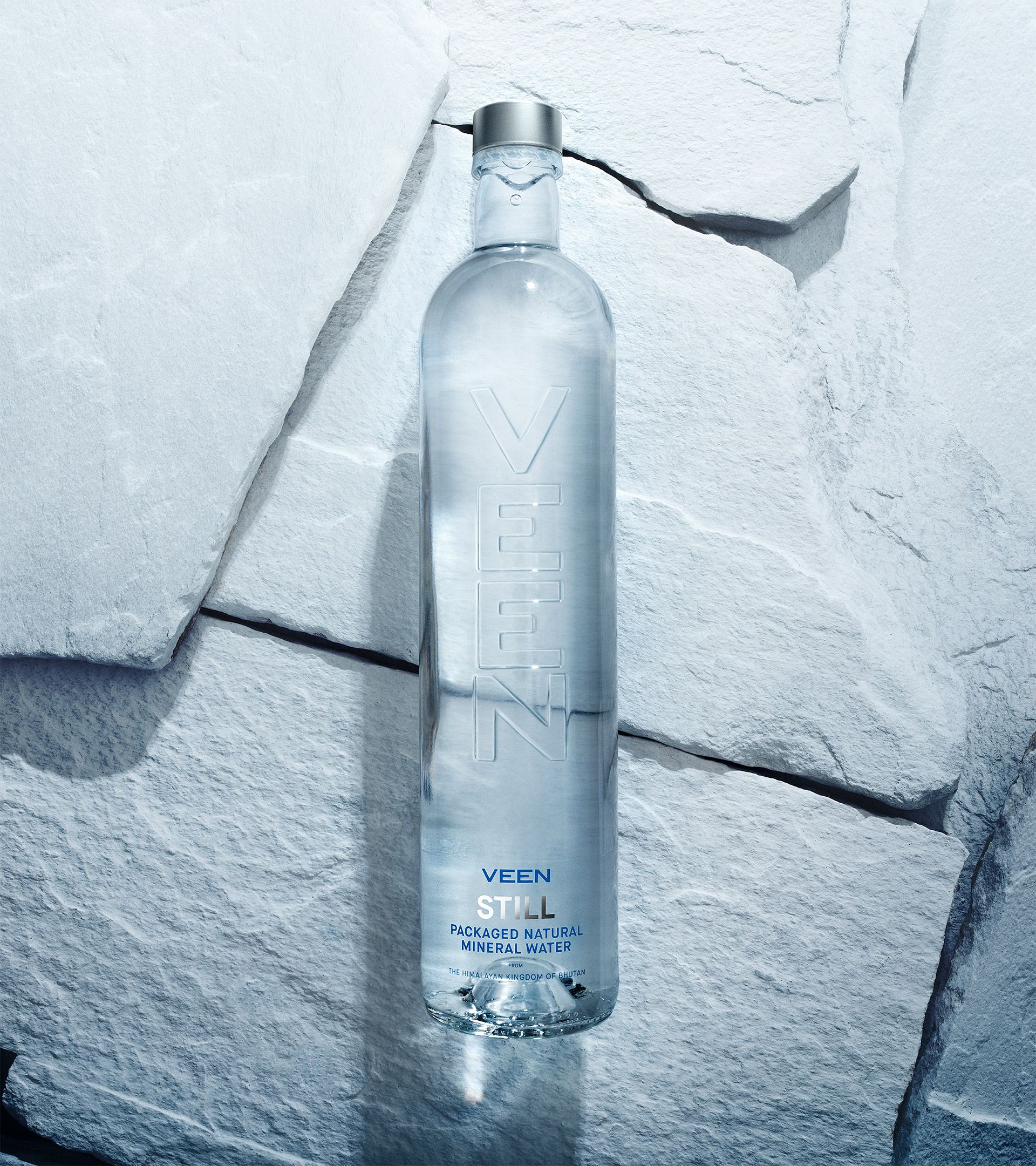 Дорогая питьевая вода. Дорогая минеральная вода. Минеральные воды. Вода Veen. Бутылка для воды.
