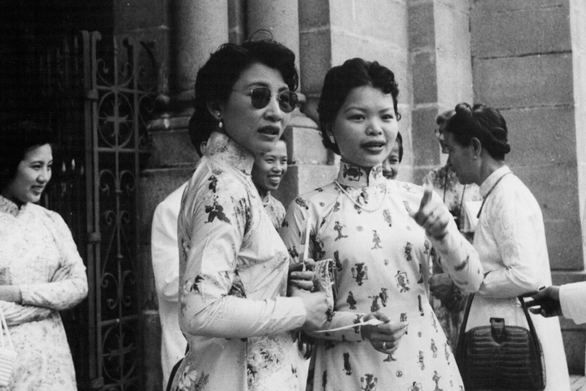 Những bộ phim cổ điển và hình ảnh Việt Nam xưa đưa bạn vào cuộc hành trình khám phá quá khứ của Việt Nam. Hãy cùng lắng nghe những câu chuyện về cuộc sống của nhân dân Việt Nam xưa để cảm nhận sức mạnh và bền vững của dân tộc và đất nước.