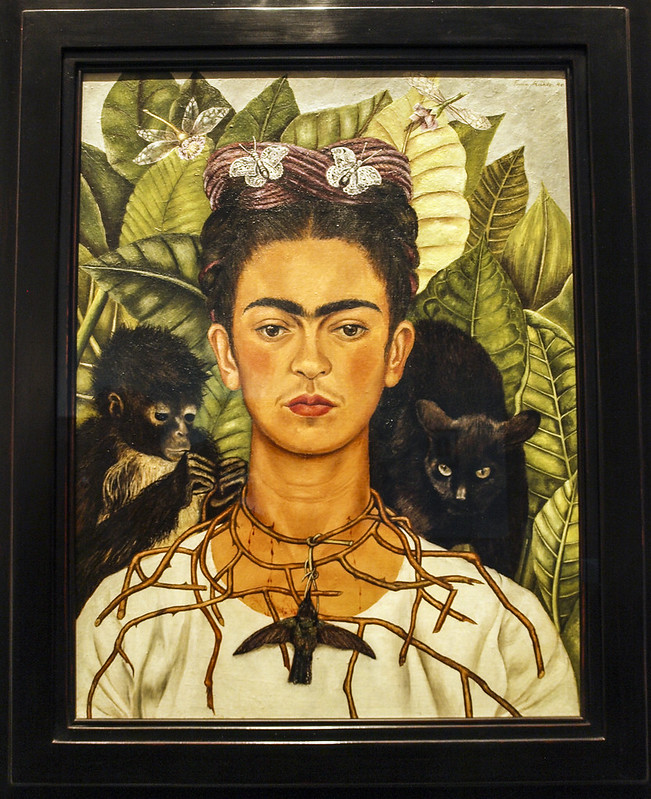 Idesign  nghiền ngẫm câu chuyện đau buồn đằng sau 5 bức tranh tự họa nổi tiếng nhất của frida kahlo