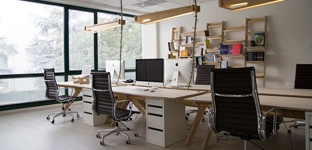 Sắp xếp nơi làm việc với một designer