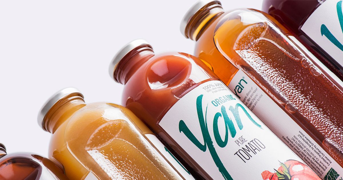 Yan - Chai nước hoa quả ra đời từ hình hài quả táo cắn dở