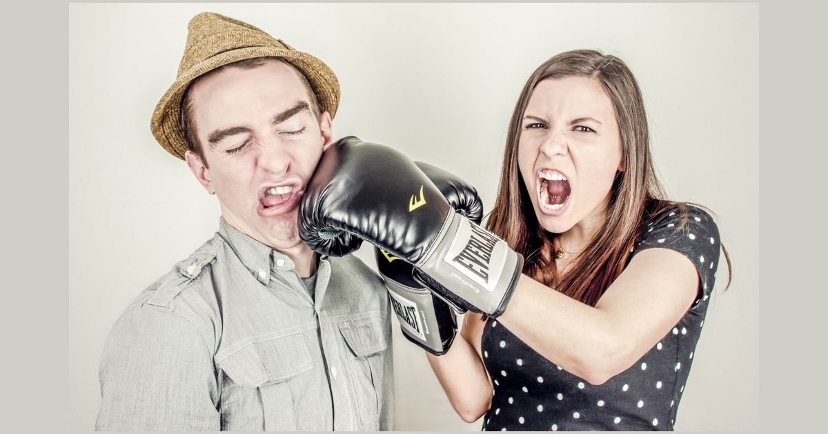 Này những nhà thiết kế, hãy học cách "sống sót" sau những lời chỉ trích