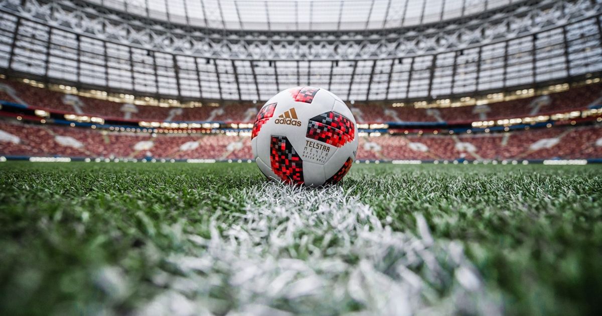 Tiết lộ về quả bóng tương tác Adidas dành riêng cho vòng đấu loại World Cup 2018