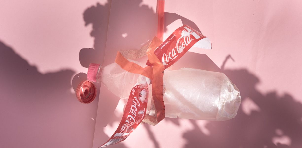 “Lời nhắc nhở thân thiện” về hiện trạng ô nhiễm qua vẻ đẹp pastel của nhựa