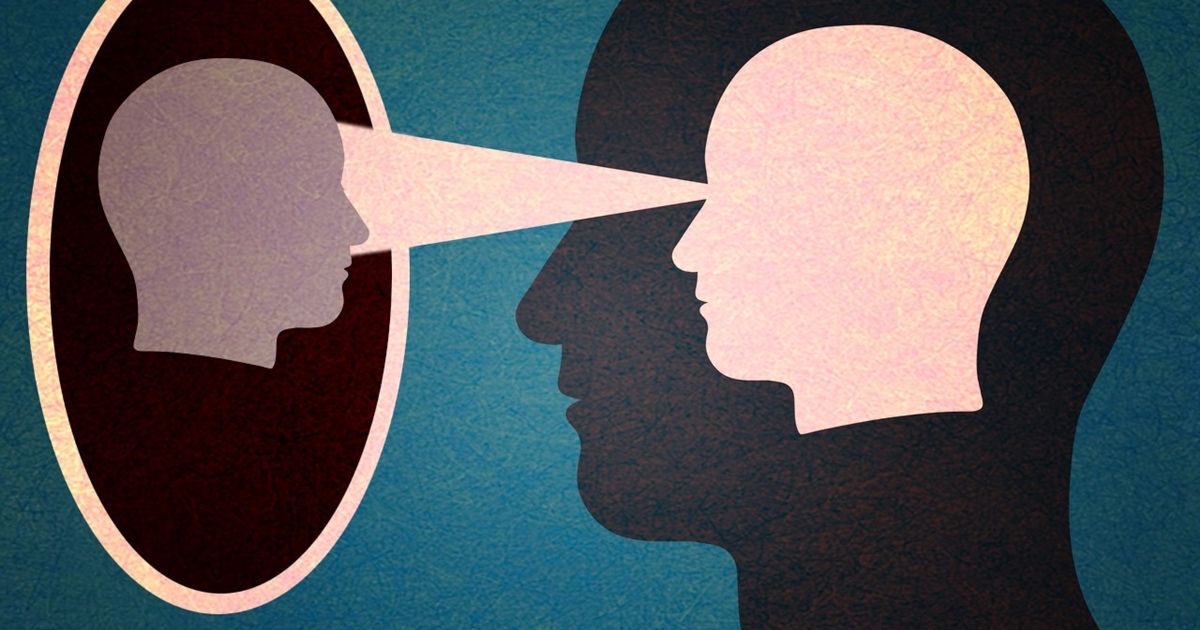Đừng đưa ra giải pháp, hãy kiến tạo góc nhìn