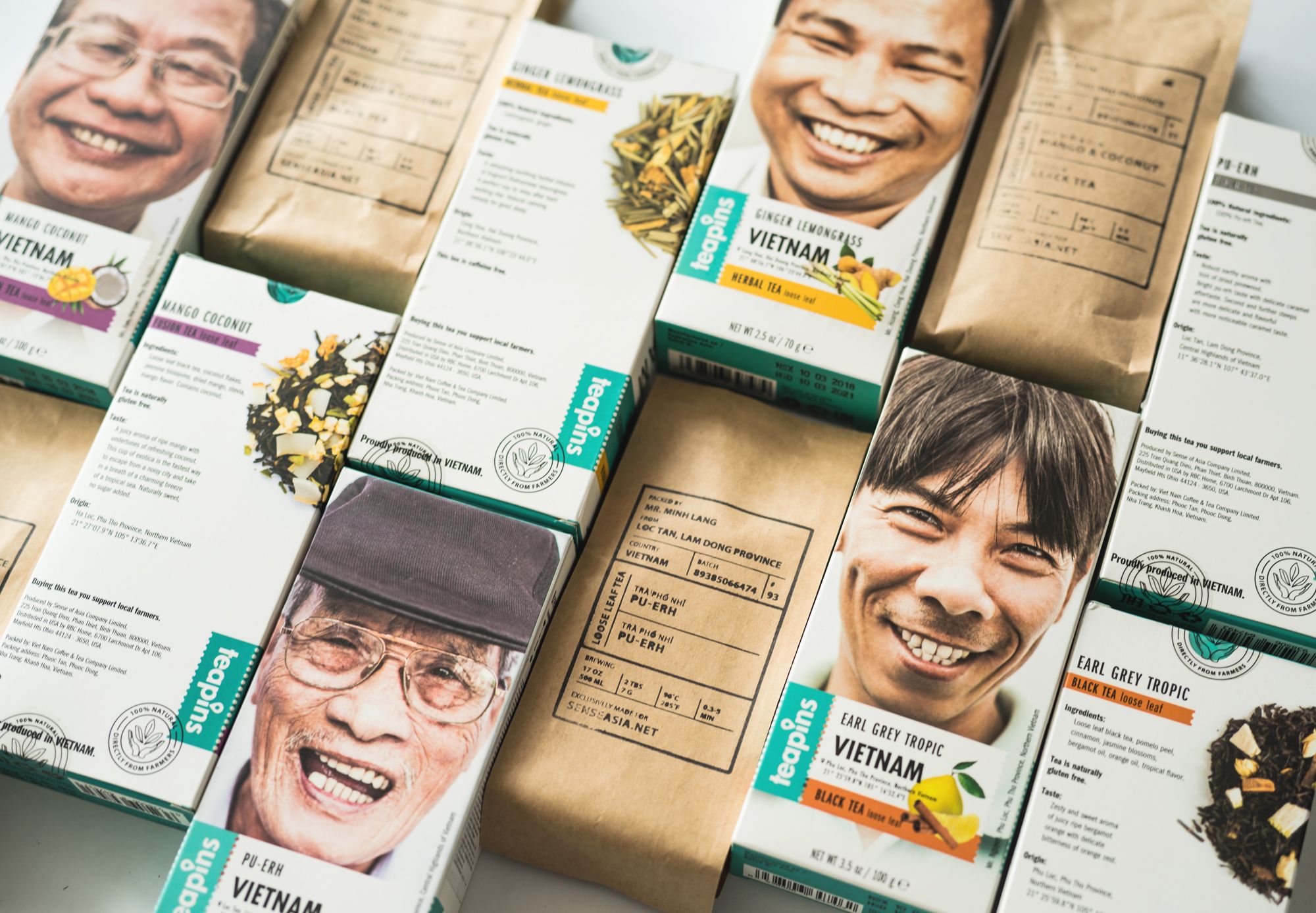 Tái thiết kế bao bì cho dòng trà Teapins Farmers sản xuất bởi nông dân địa phương