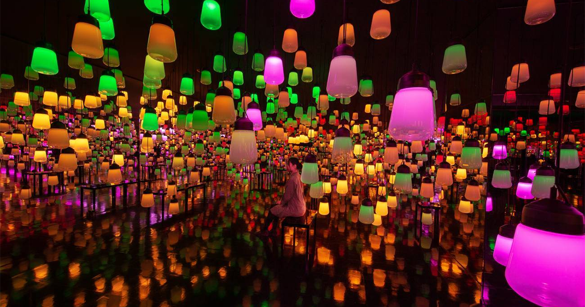 teamLab và sự mê hoặc từ nghệ thuật ánh sáng