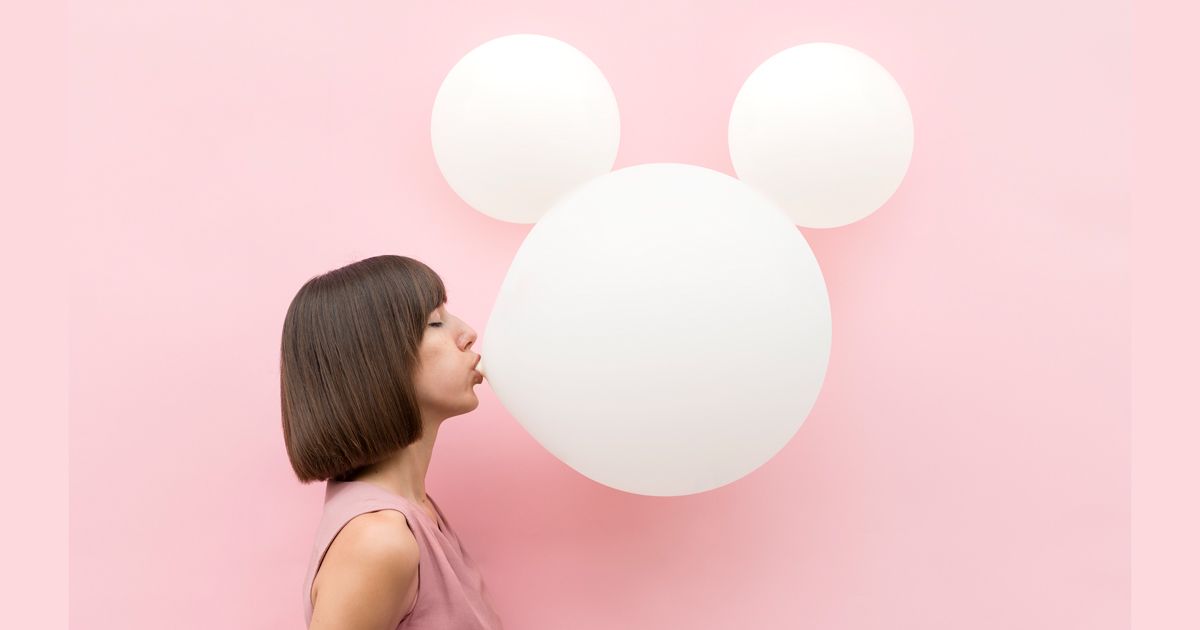 Nghệ sĩ ăn mừng sinh nhật lần 90 của chuột Mickey bằng nhiều tác phẩm ngộ nghĩnh