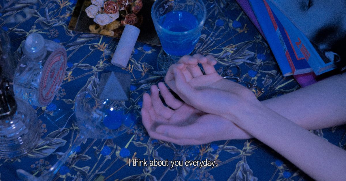 Tái hiện lại bộ phim Betty Blue qua bộ ảnh xanh u buồn