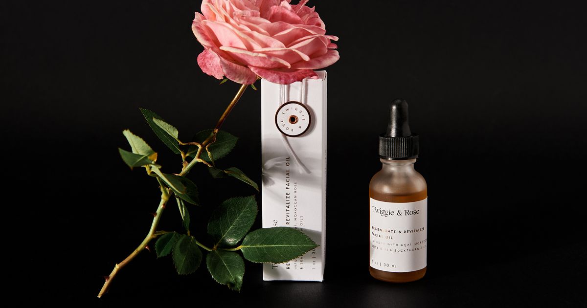 Bao bì thiết kế tinh giản và hoài cổ dành cho thương hiệu chăm sóc da Twiggie & Rose