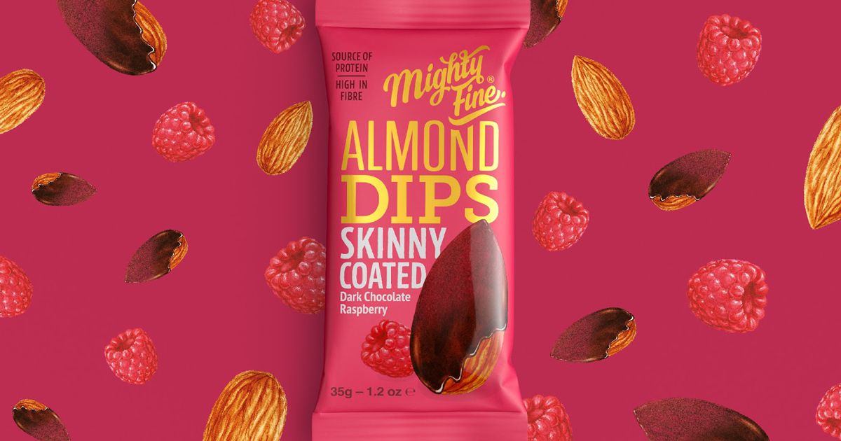 Thời đại đồ ăn vặt cũng có thể mua trên mạng, bao bì của Mighty Fine  không chỉ để trưng trên kệ