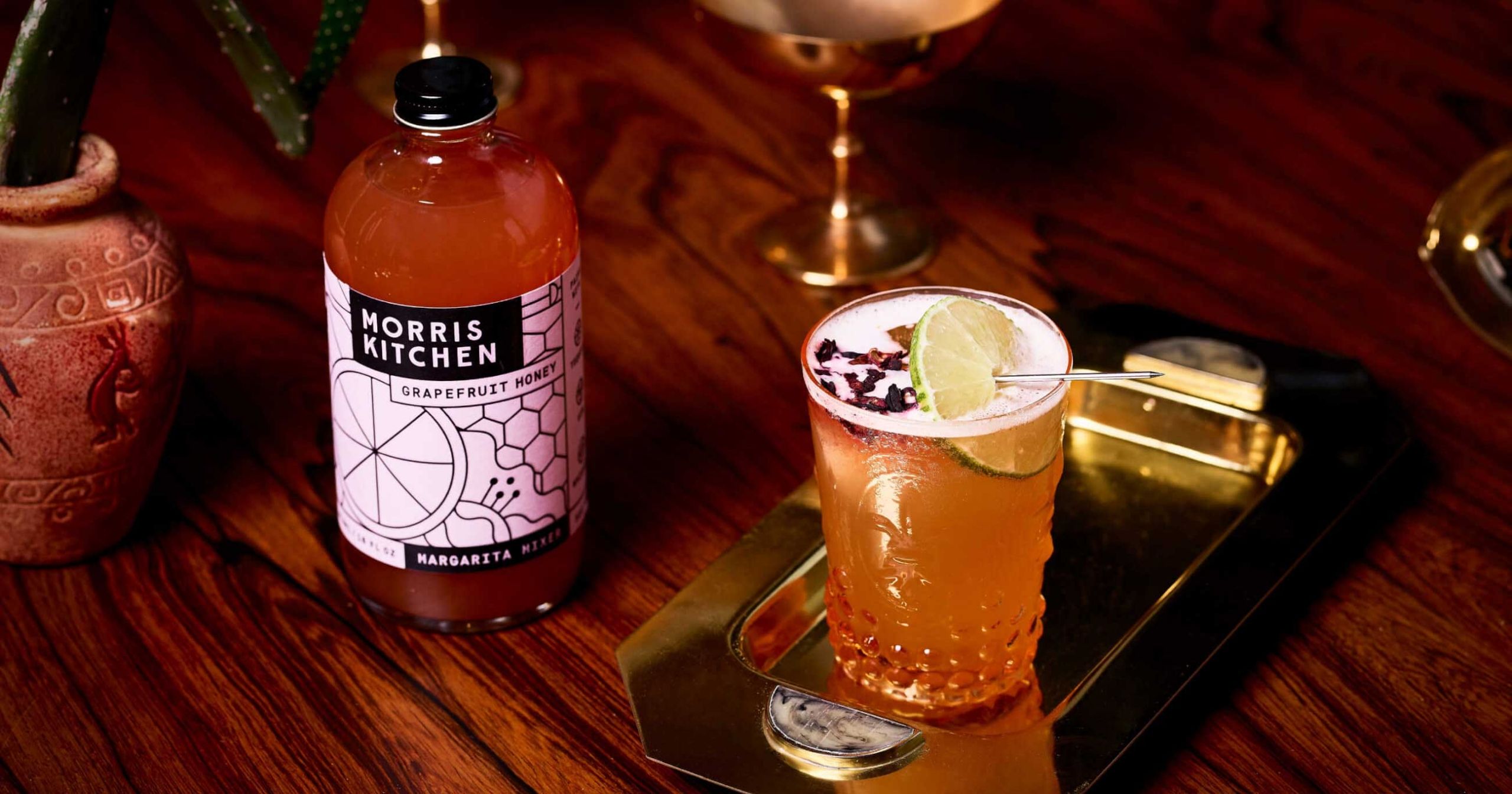 Morris Kitchen: Cổ điển nhưng vẫn vui nhộn một cách thời thượng trong từng ly cocktail