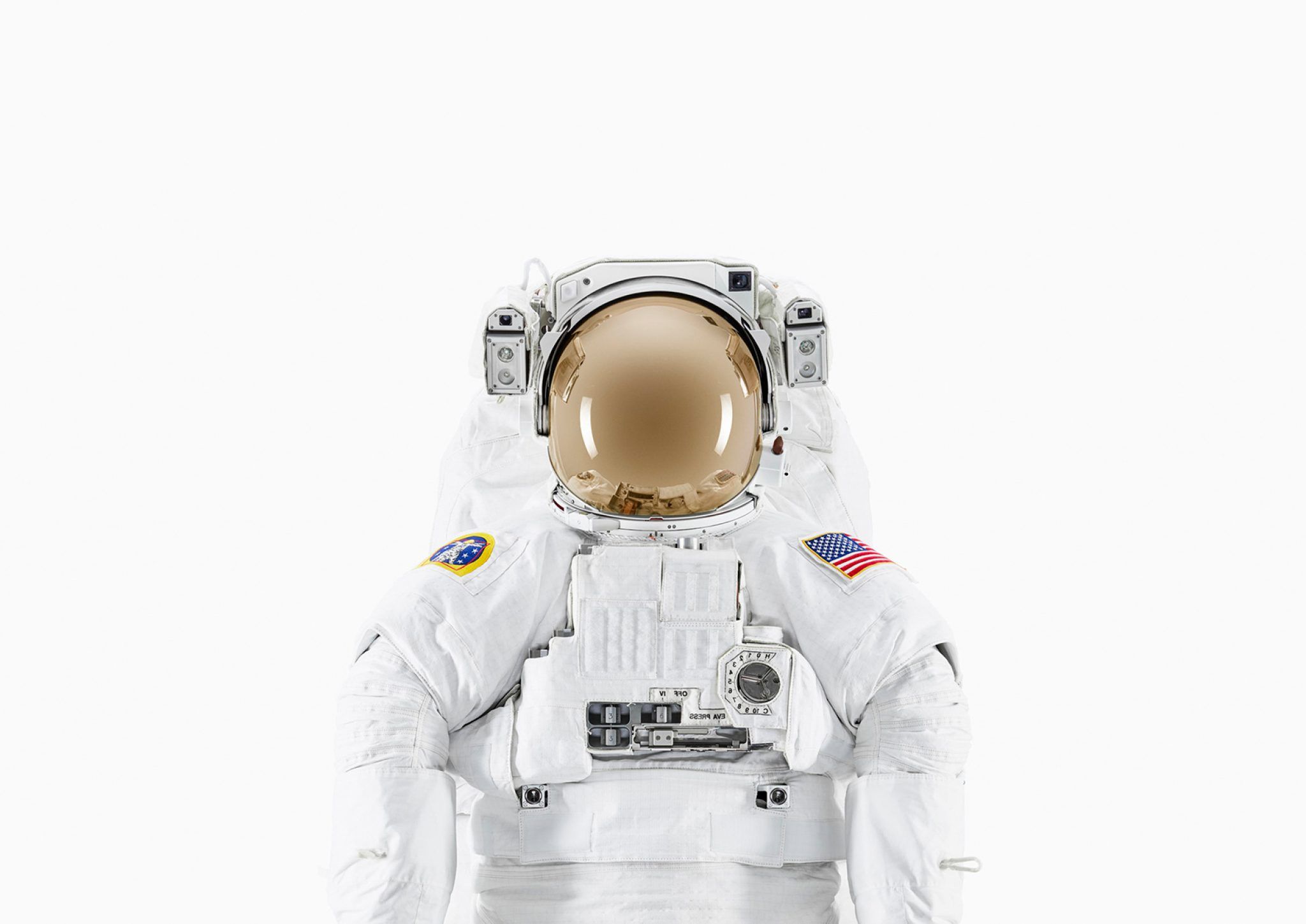 Lạc vào thế giới đầy mê hoặc của NASA qua bộ sách nhiếp ảnh đến từ Benedict Redgrove