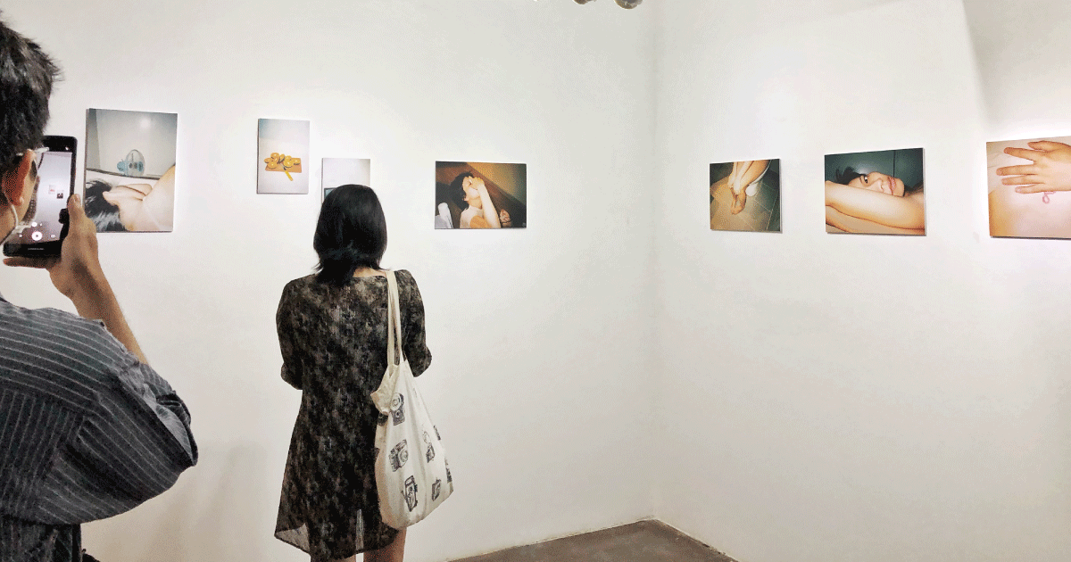 /ai đi/ 'Bảo tàng tan vỡ': Có gì bên trong triển lãm nghệ thuật đầu tiên tại Việt Nam về những định kiến ngầm ẩn với HIV/AIDS?