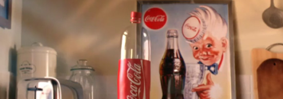 Quảng cáo thú vị về kiểu dáng chai Coca