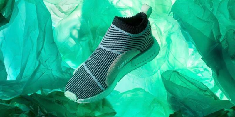 Thành công của Adidas với giày từ rác thải nhựa biển