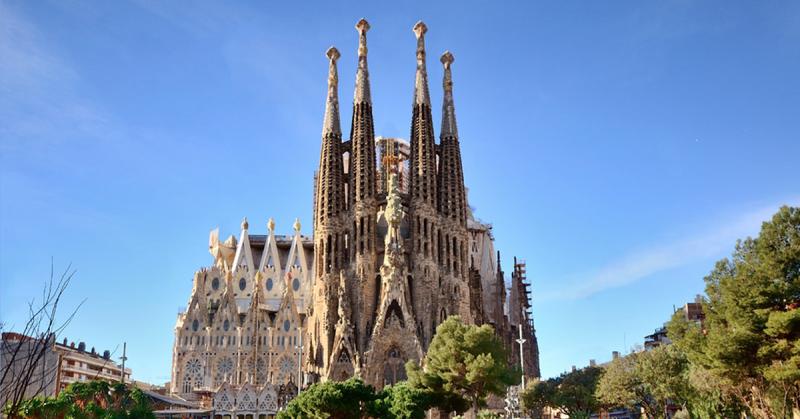 Vương cung thánh đường Sagrada Familia cuối cùng cũng được cấp giấy phép xây dựng