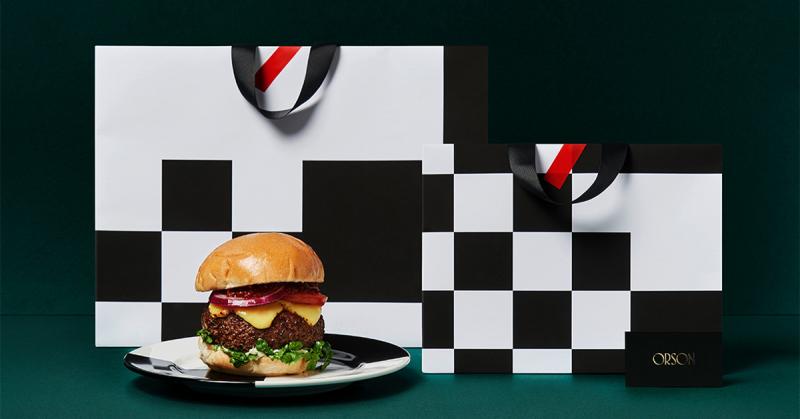 Orson Burger Kitchen - Nhà hàng phục vụ burger, rượu vang và sữa với gam màu tối