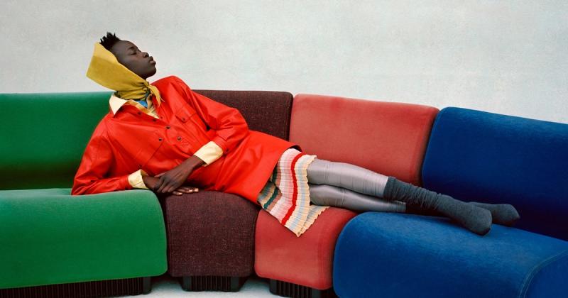 Nyadhour - Bộ ảnh được chụp bất chợt trong hồ bơi sau vườn nhà bạn